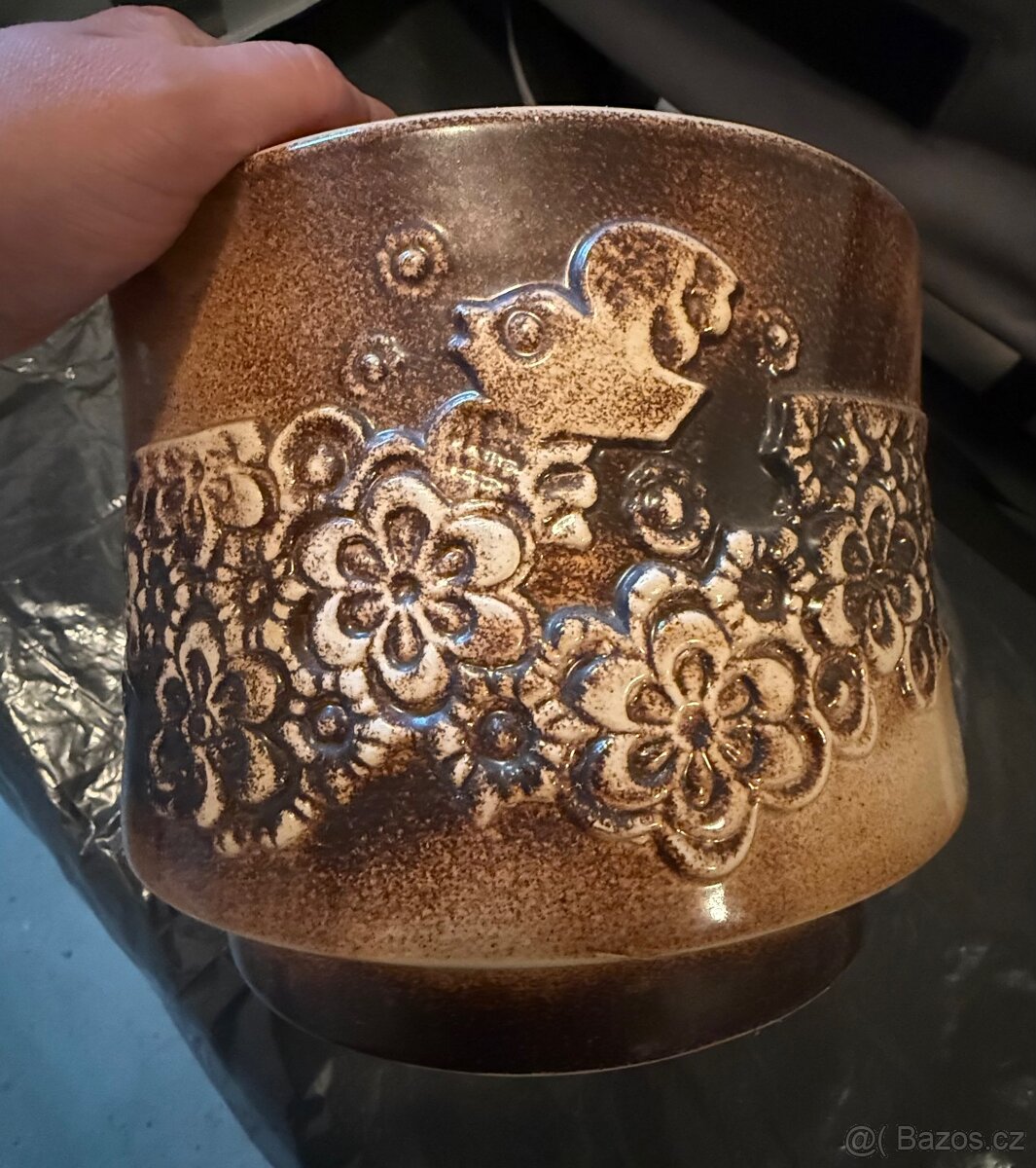 Keramický květináč