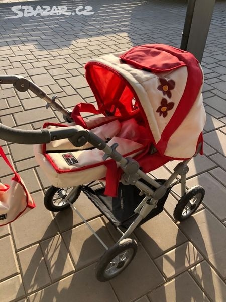 Dětský kočárek