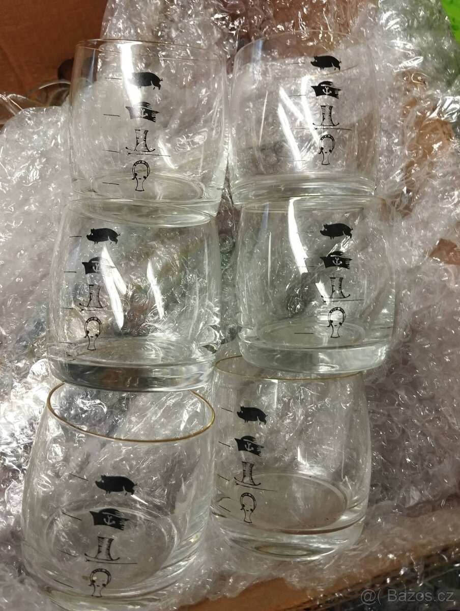 Skleničky na likér