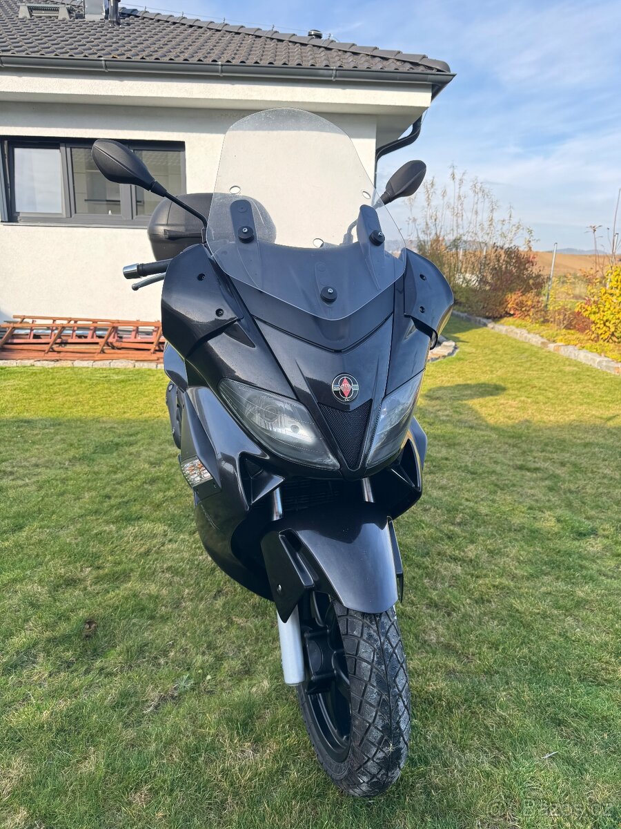 Gilera nexus 300