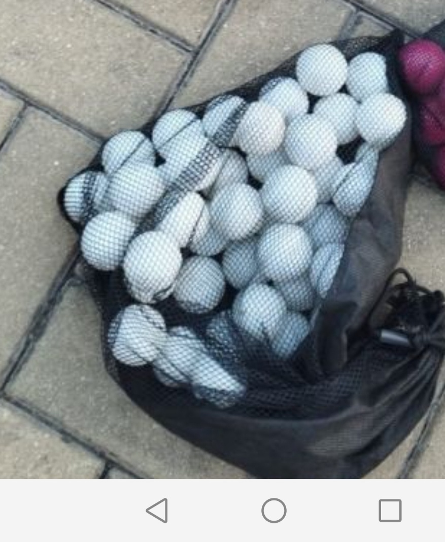 Golfové míčky