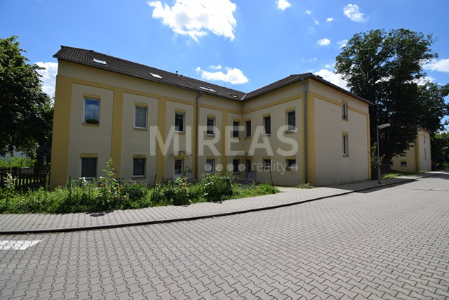 Milovice, pronájem bytu 2 + kk, 62 m2 + sklepní kóje v Milov