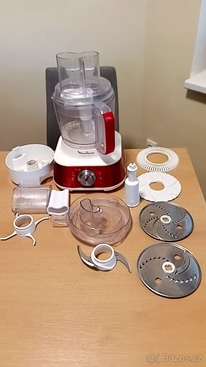 Kuchyňský robot Moulinex