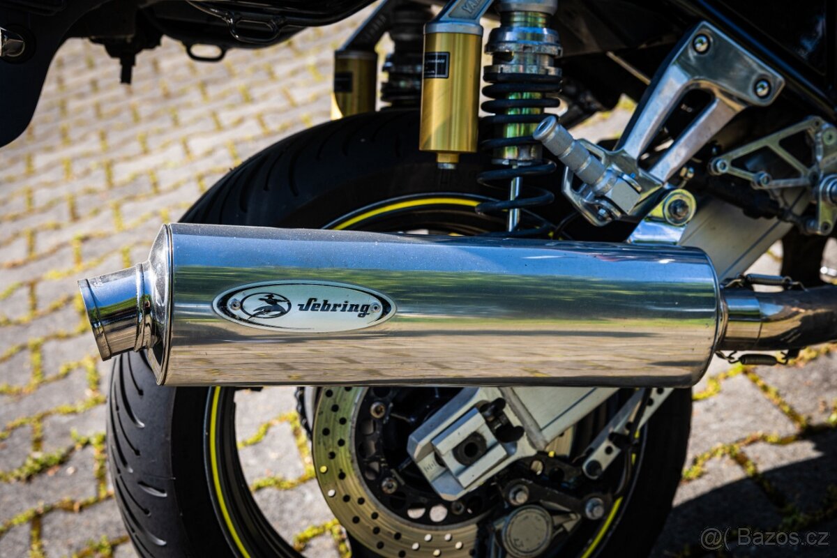 Yamaha XJR 1300