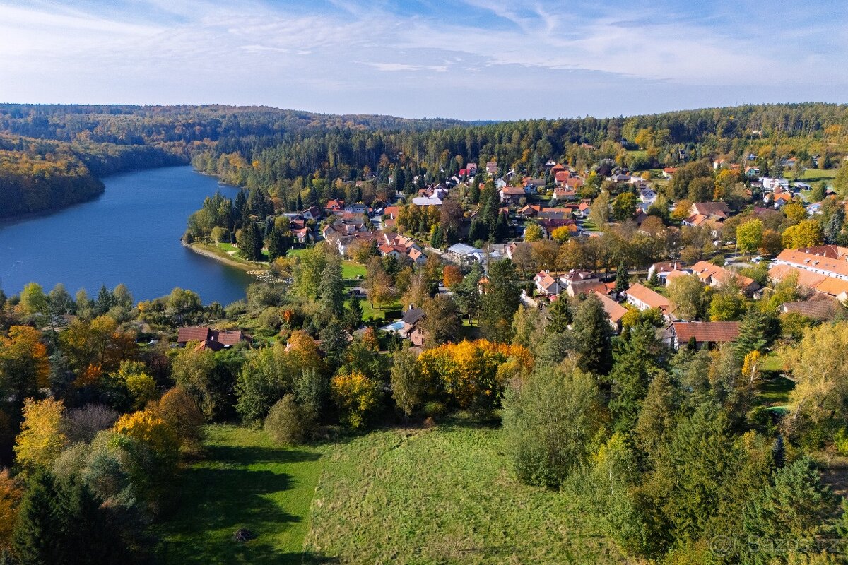 Prodej stavebního pozemku 2 511 m²