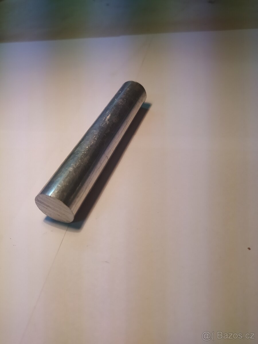 Hliník tyč pr. 35x195mm