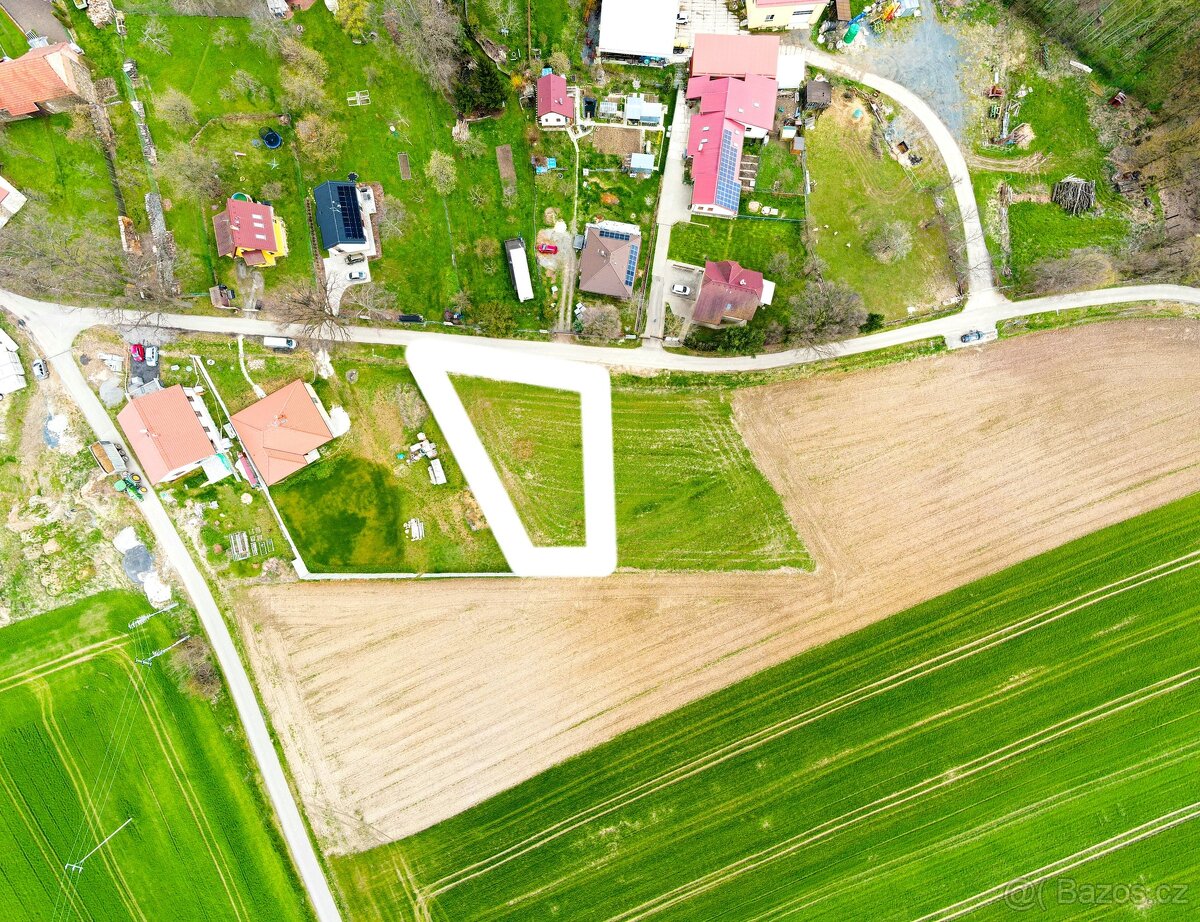 Prodej pozemky pro bydlení, 1 500 m2 - Paběnice, ev.č. 00058