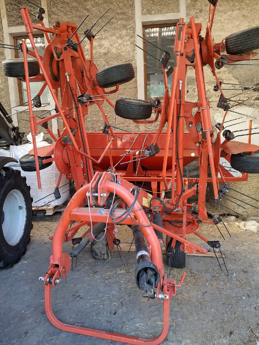 Obraceč Kuhn GF8702