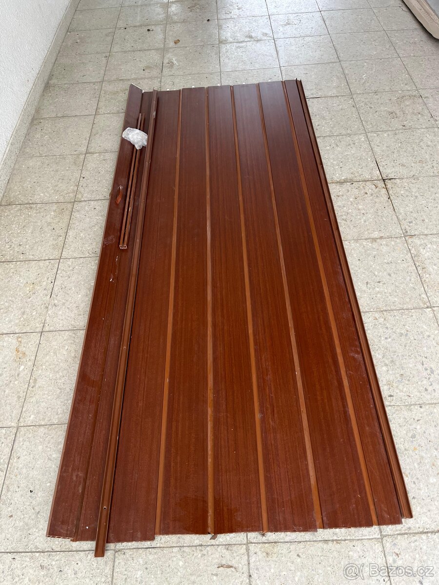 shrnovací dveře 80