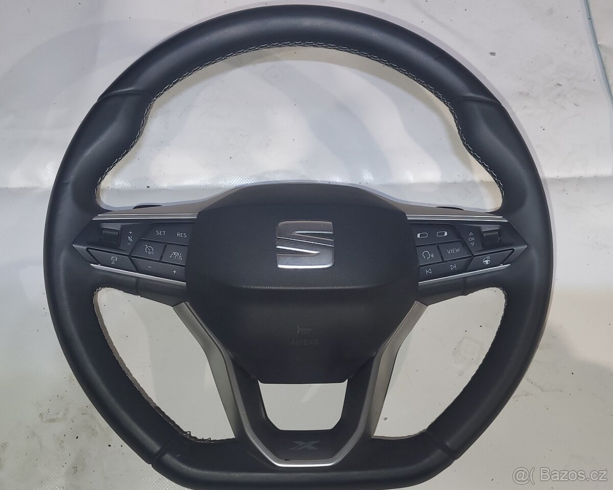 Volant Seat zkoseny vyhrivany DSG Xcelance
