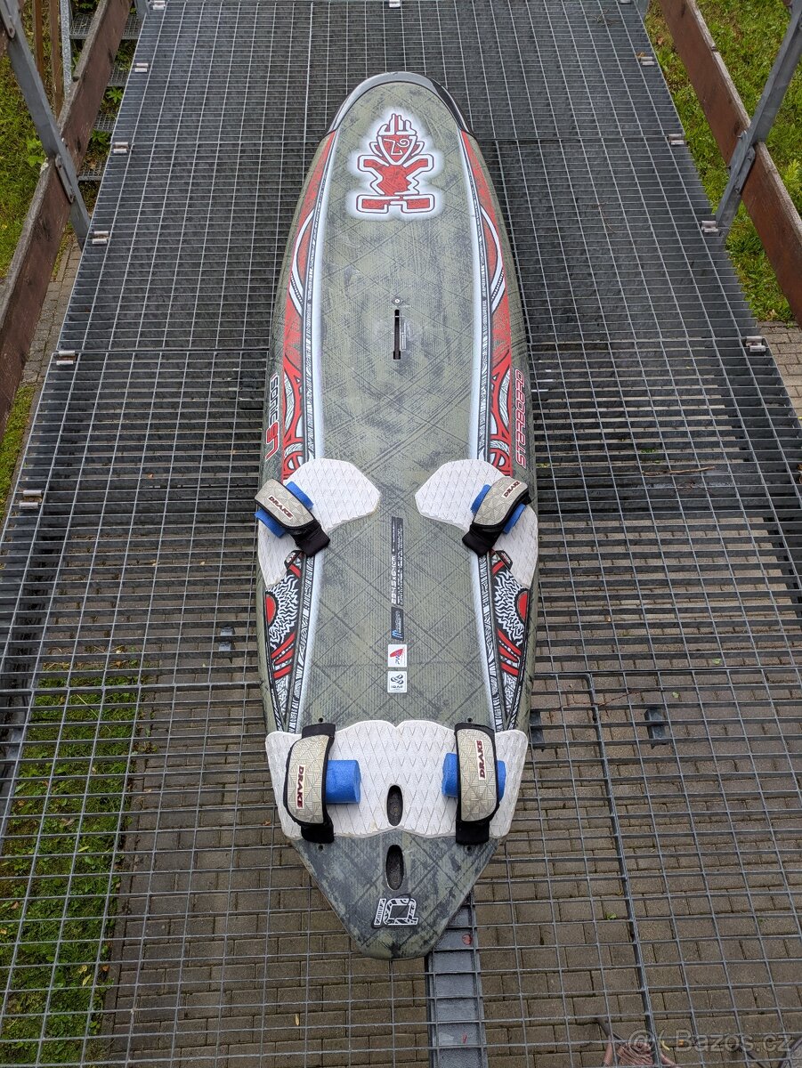 windsurfový plovák Starboard Isonic