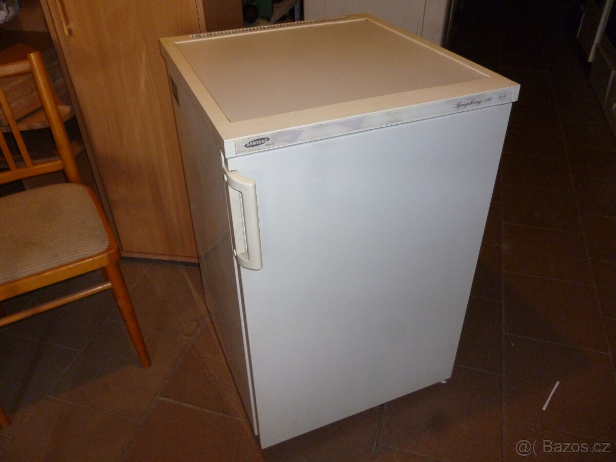 lednička samsung calex,v-85cm,š-55cm