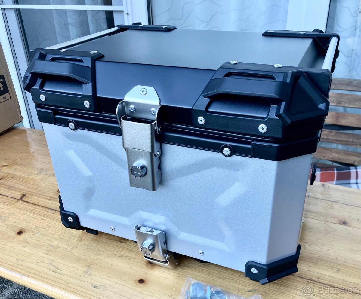 Zadní hliníkový motokufr 45 L