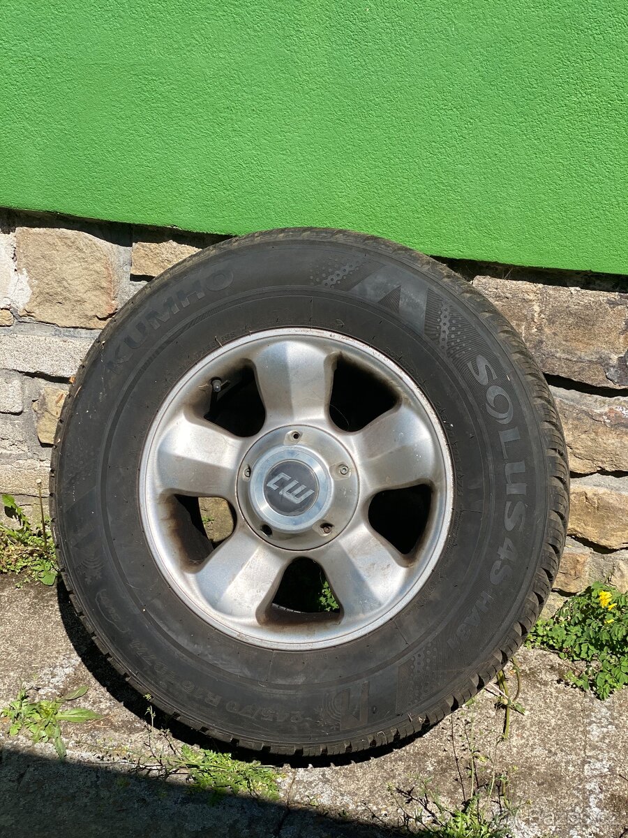 Pneumatiky Mitsubishi PAJERO sport