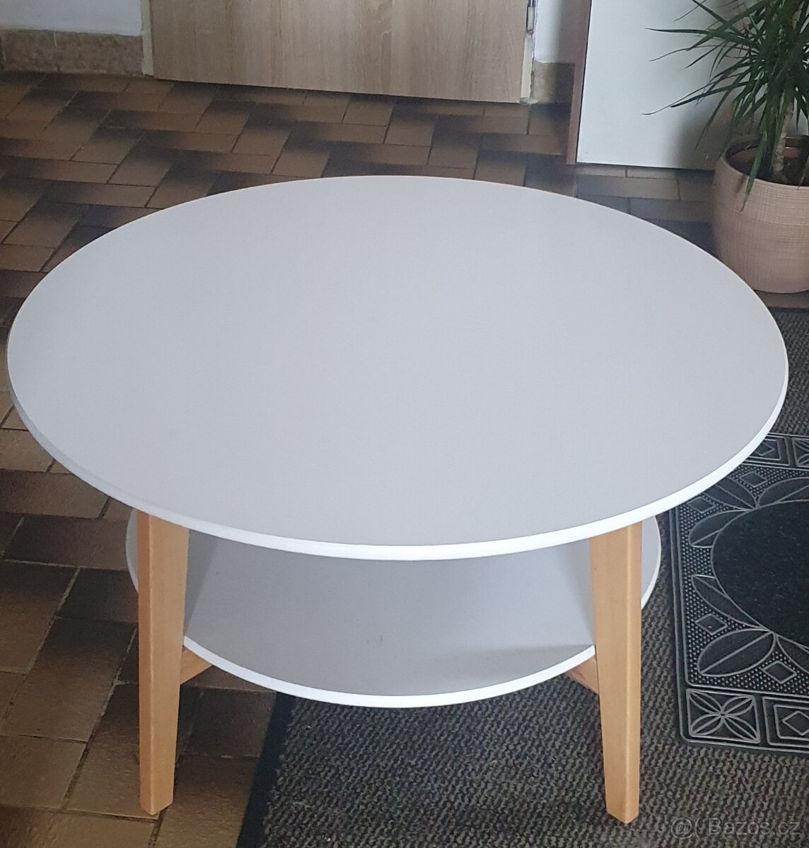 Konferenční stolek