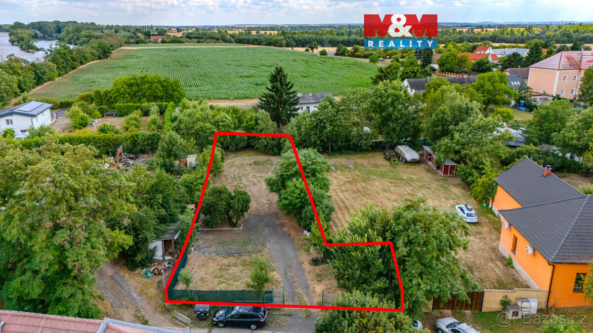 Prodej pozemku k bydlení, 835 m², Dolní Beřkovice - Vlíněves