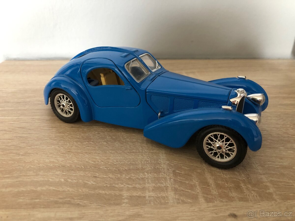 Bugatti Atlantic 1936, 1:24, Bburago made in Italy