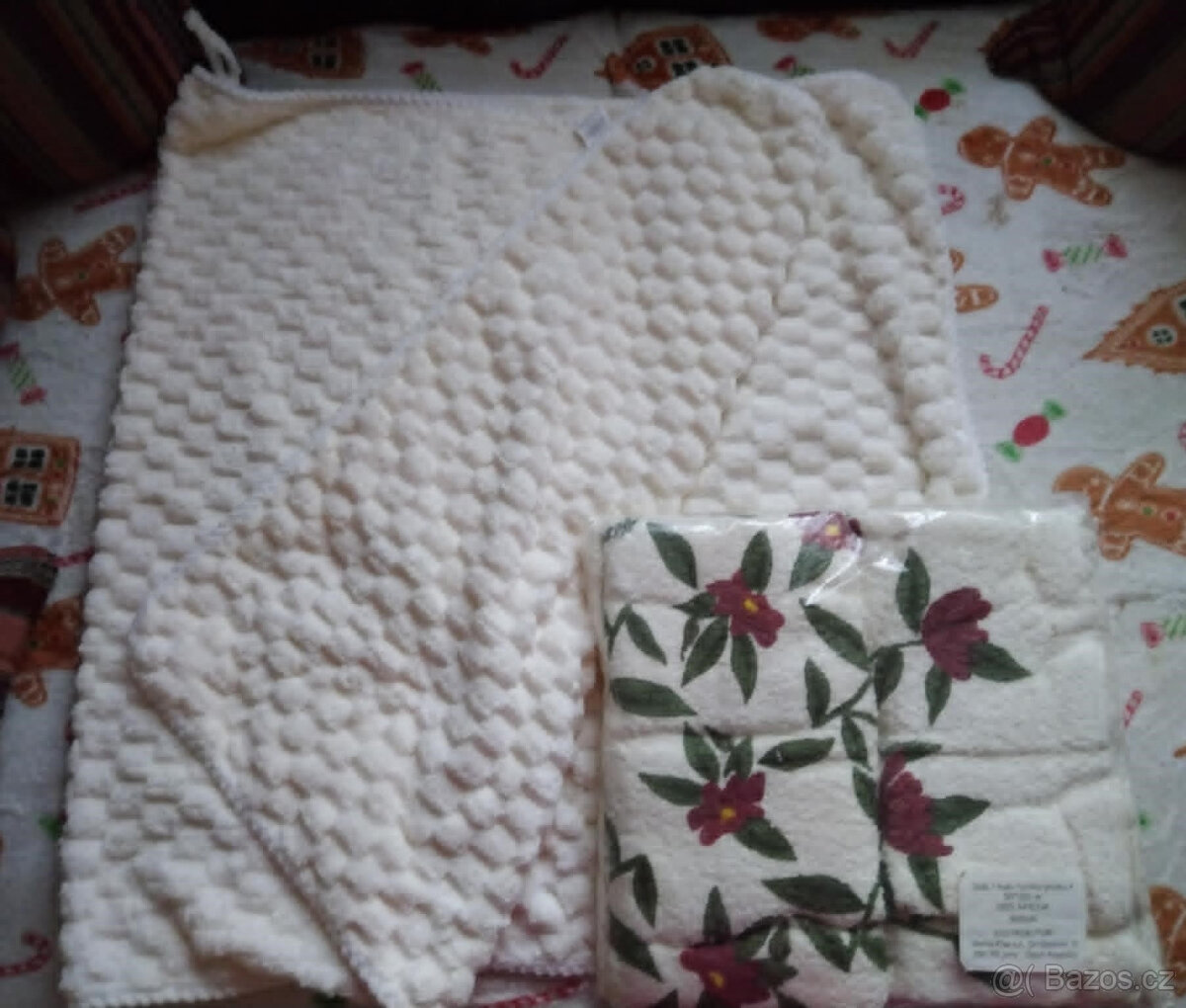 NOVÉ tři ručníky a jedna osuška