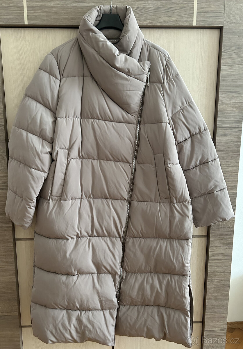Nový dámský zimní kabát vel.XL zn.Mango