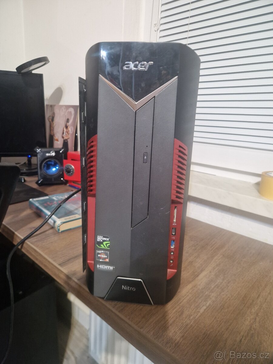 Herní počítač Acer Nitro n50-110