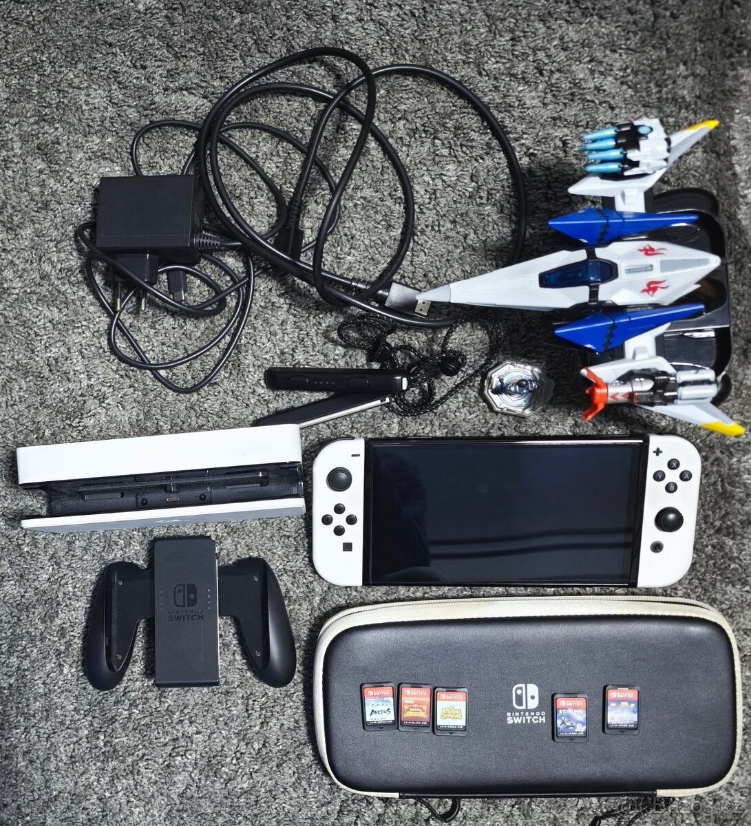 Nintendo Switch OLED + hry