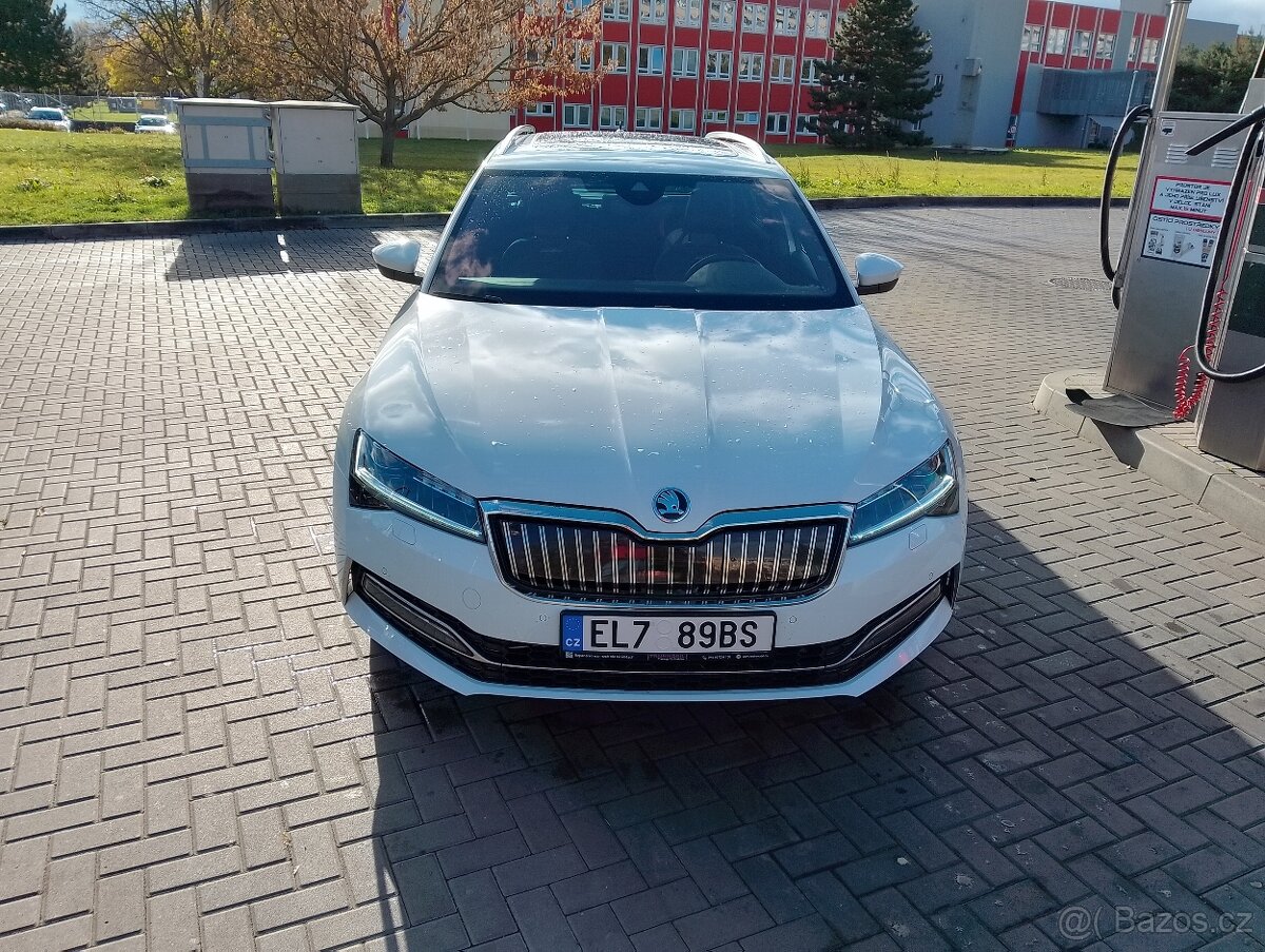 Prodám Škoda Superb L@K iV (218ps)