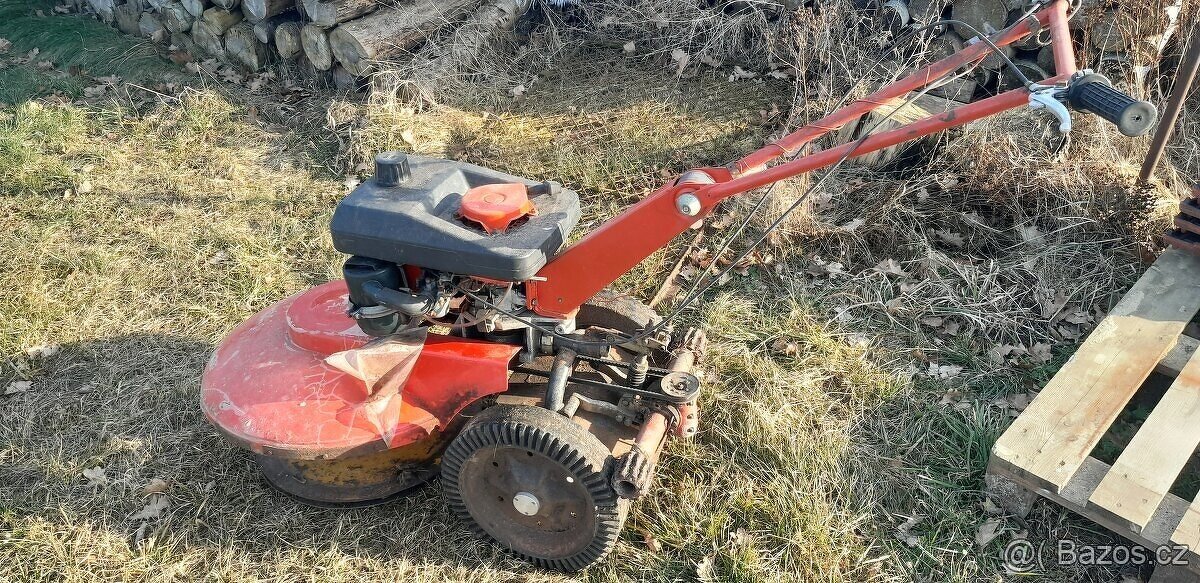 Bubnova sekačka s pojezdem vari