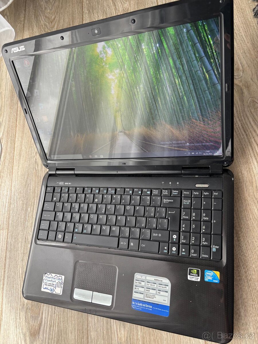Herní funkční notebook Asus (starší model)