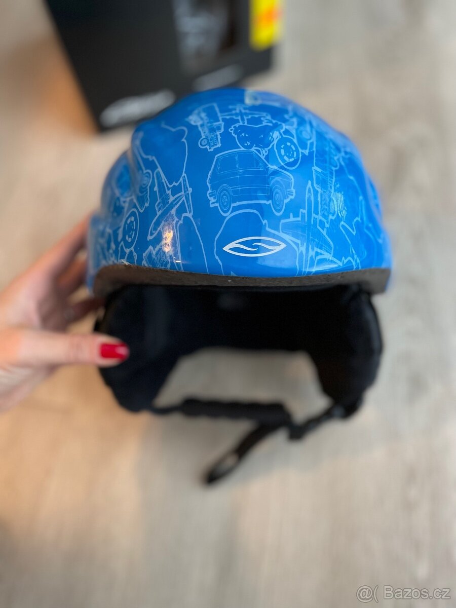 Lyžařská helma Smith helmets