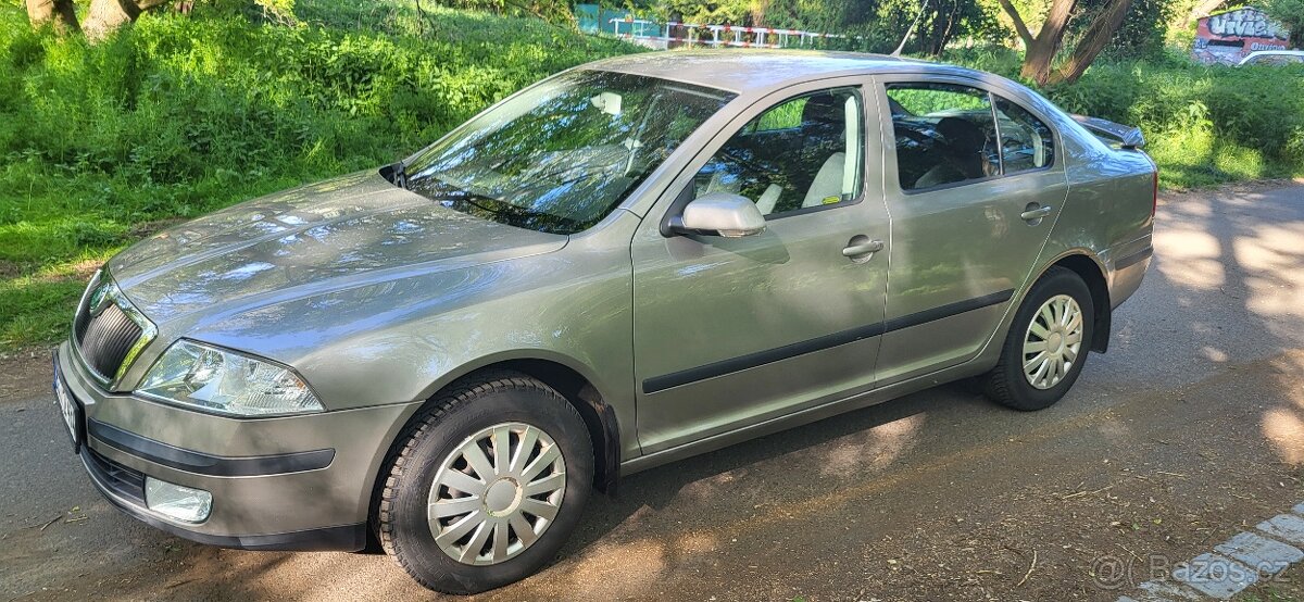 Škoda Octavia II 1.6i 75kW Elegance rv 2008 původ-CZ-TOP