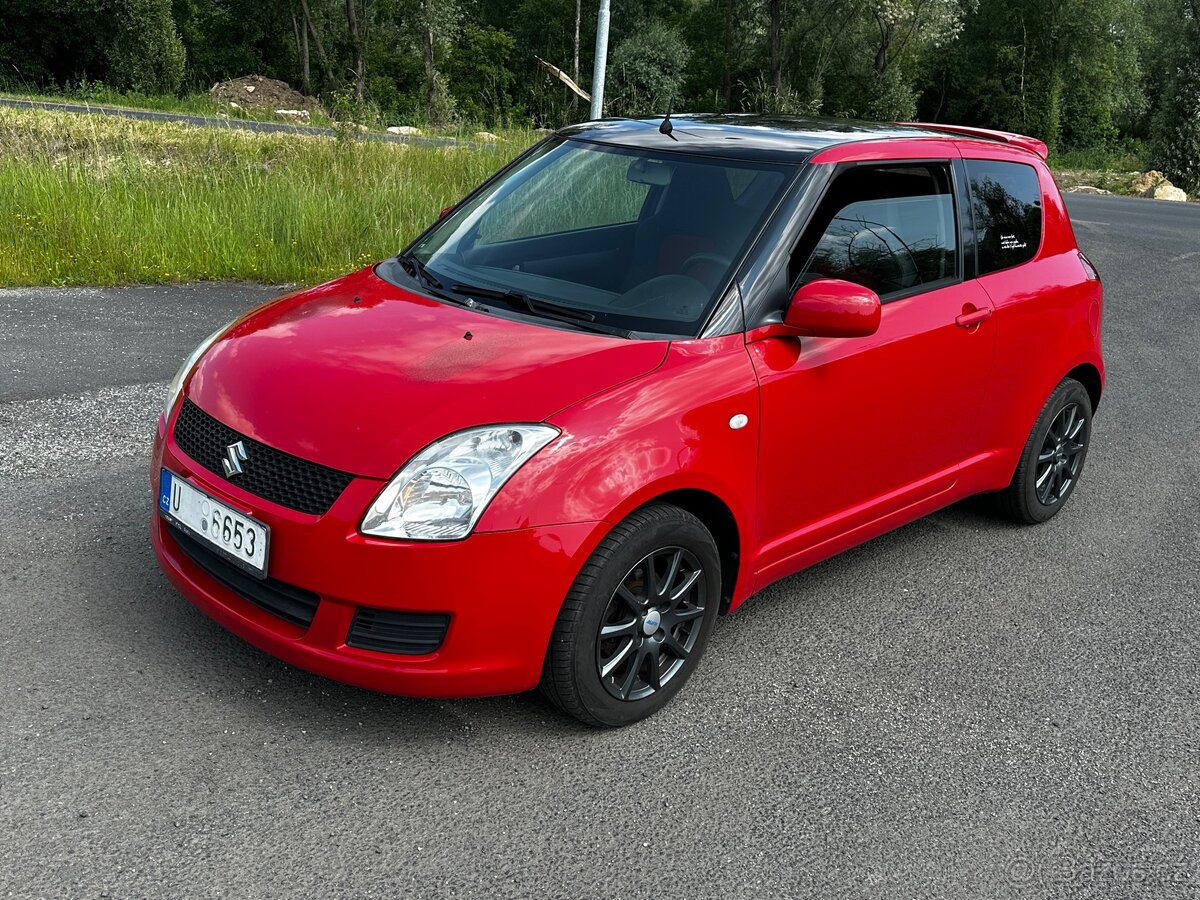 Suzuki Swift 1.3i, r.2010, STK, servisní kniha