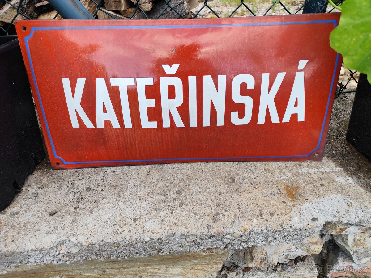 Smaltovaná cedule