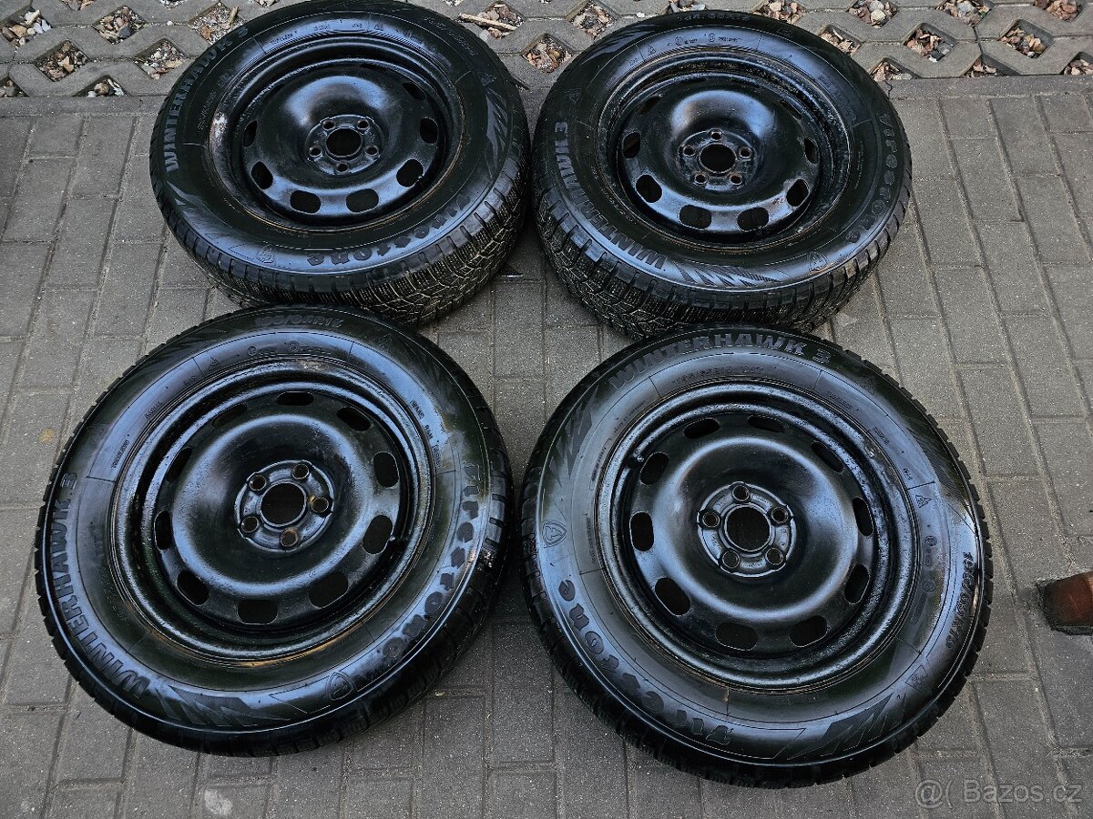 Zimní kola R15 5x100 Škoda Octavia VW Golf Bora