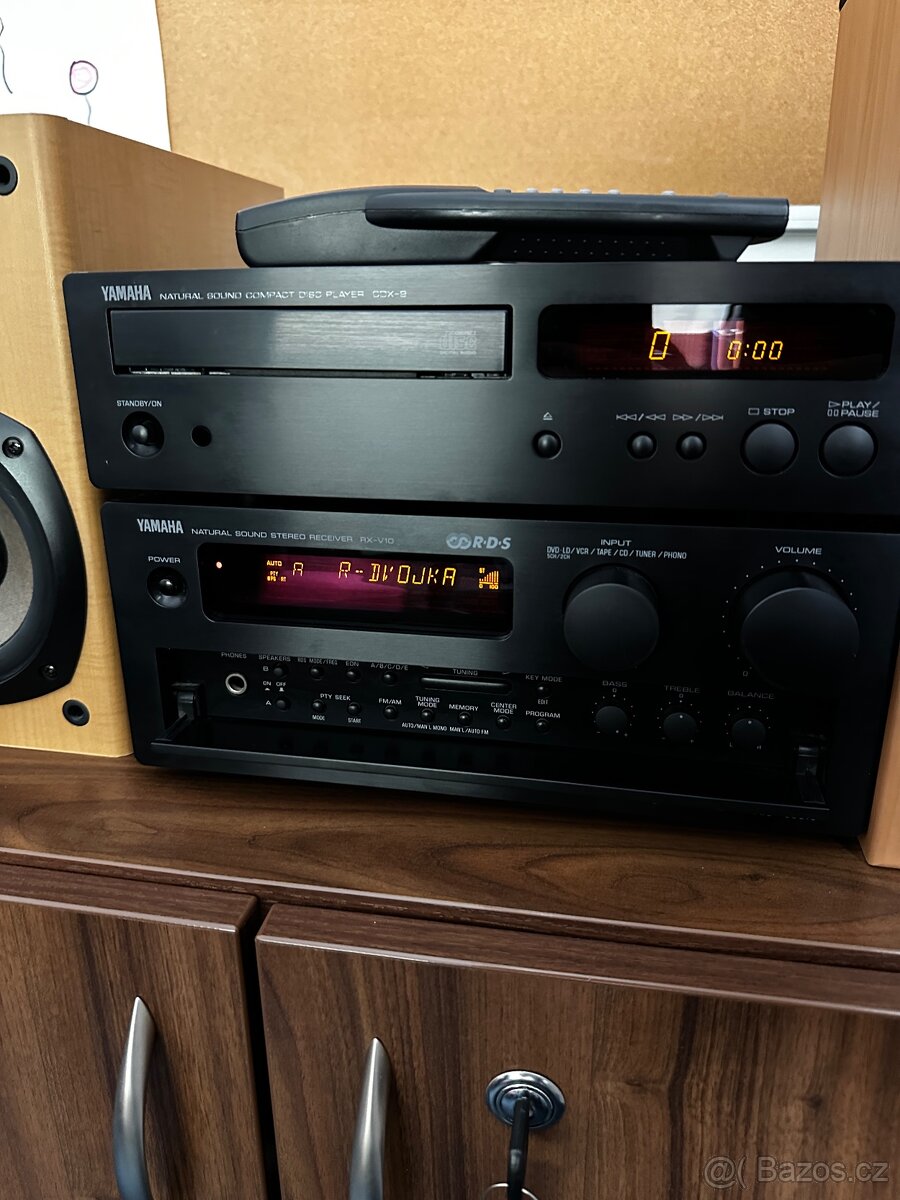 YAMAHA Receiver RX-V10 + CD Player CDX-9