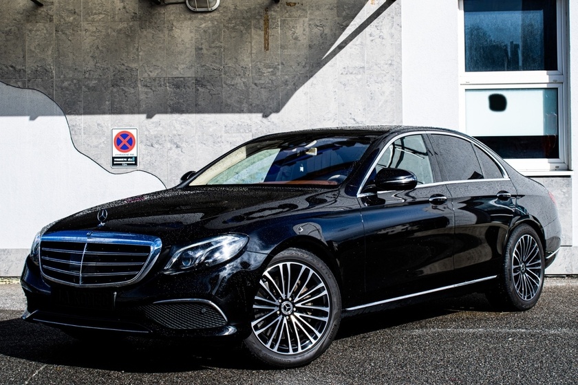 Mercedes-Benz E trieda Sedan 400 4MATIC A/T