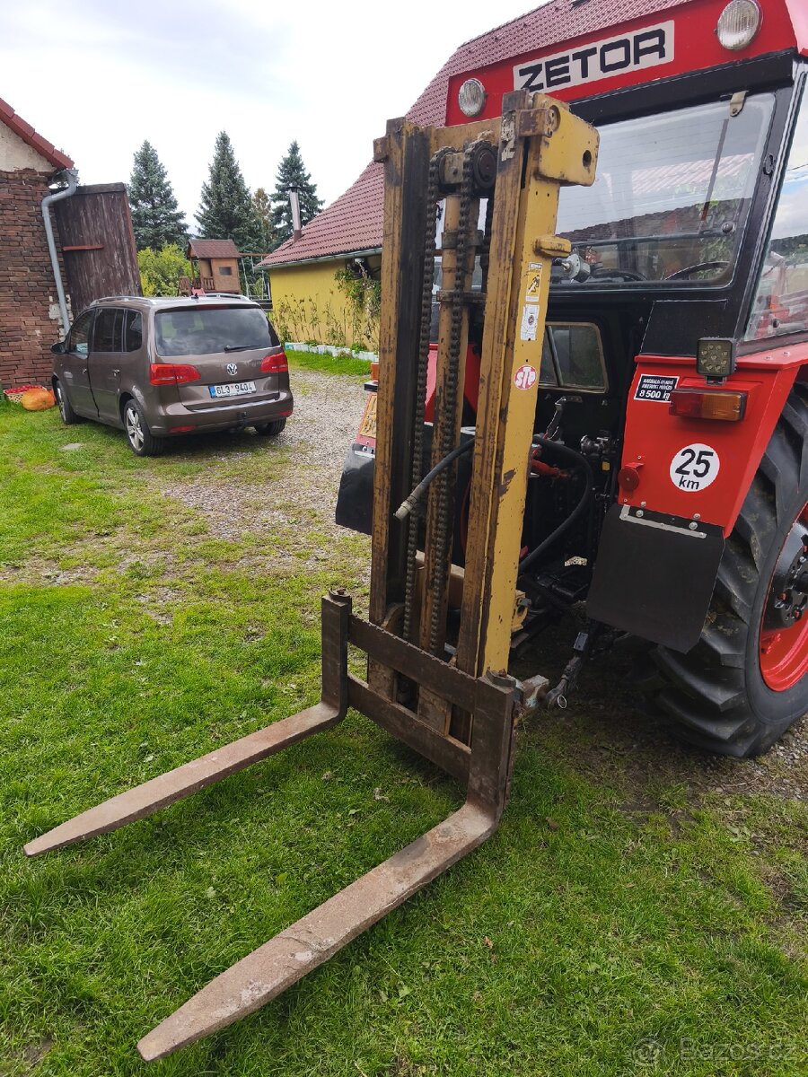 Paletové vidle za traktor
