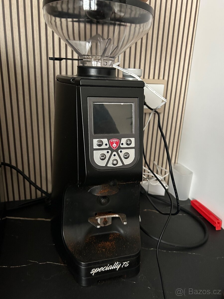 Profi mlýnek na kávu EUREKA