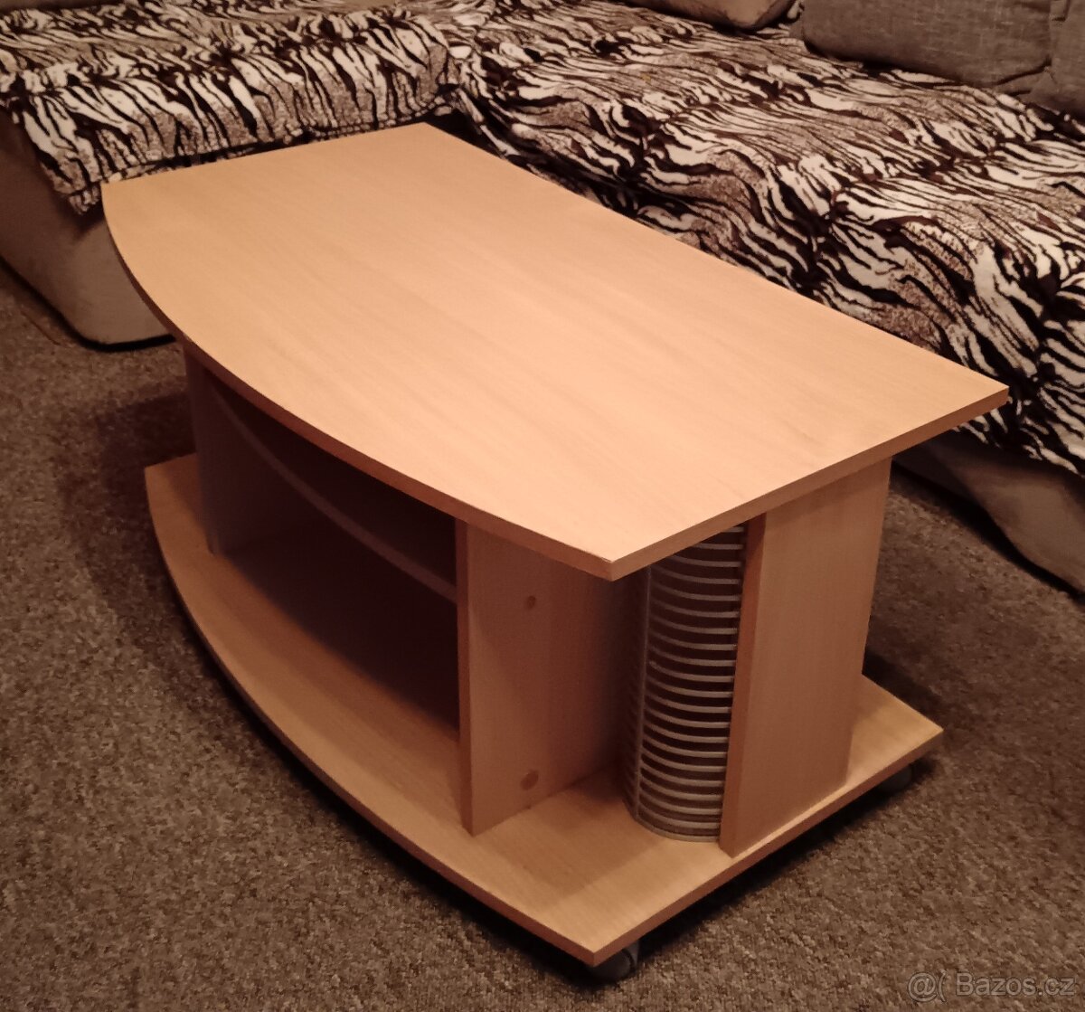 Konferenční stolek