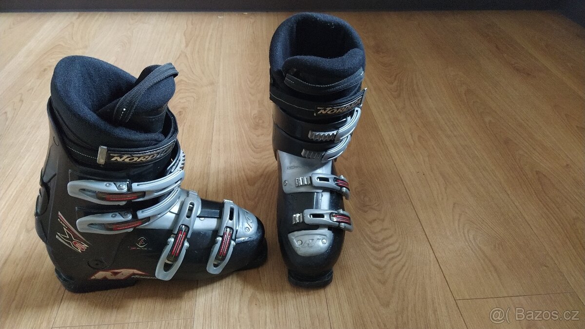 Lyžáky Nordica 270/275