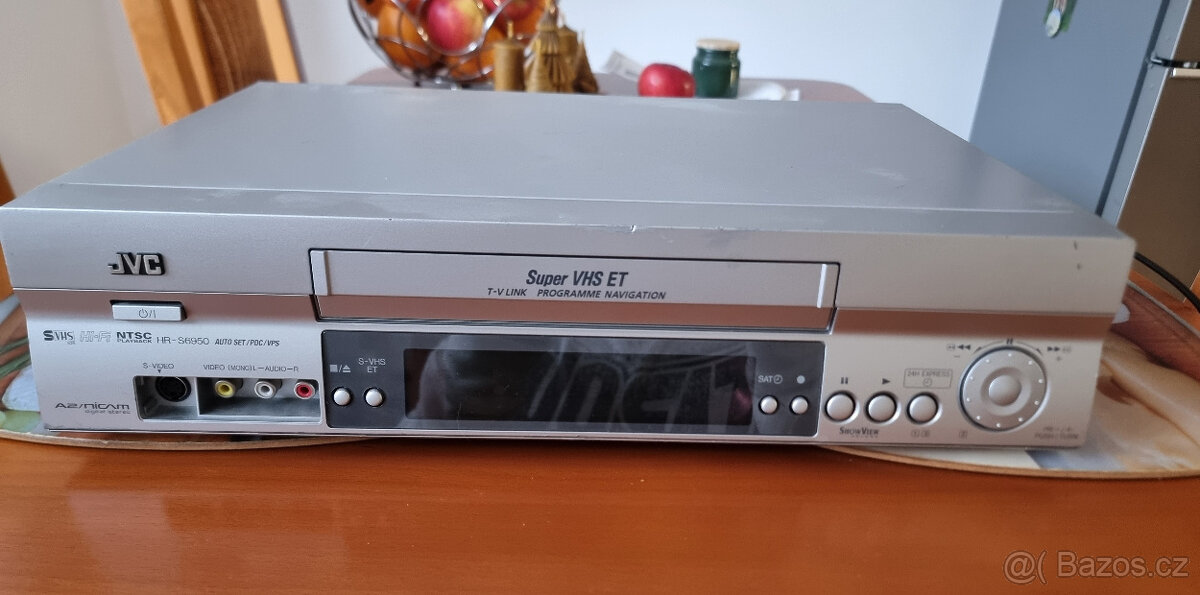 Videorekordér JVC HR-S6950 S-VHS-ET