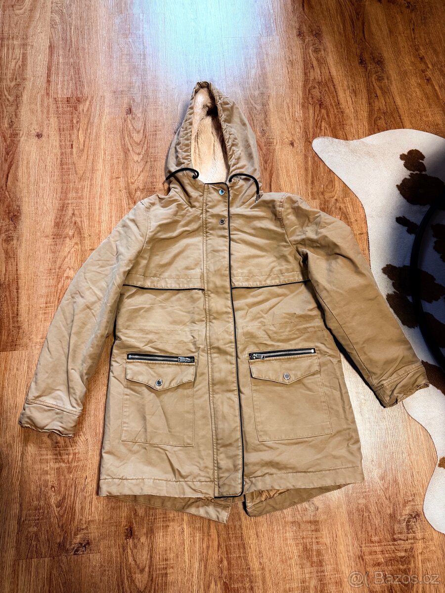 Béžový kabát L/40 zn. C&A