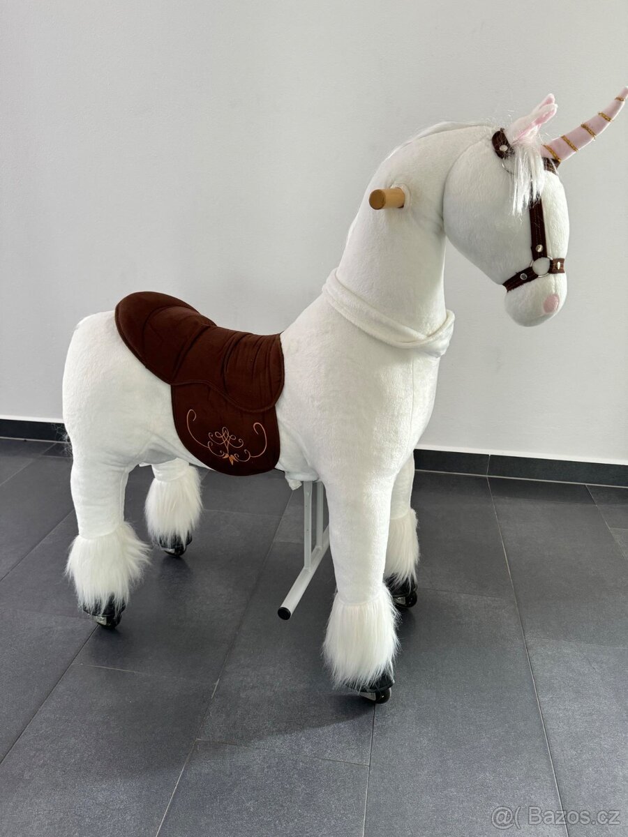 Mechanický jezdící kůň
