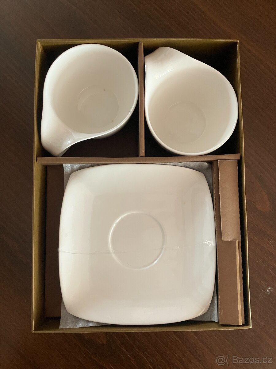 Set podšálků nový