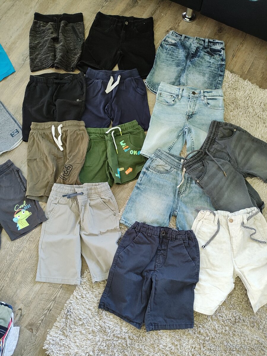 Kraťasy bavlněné/riflové chlapecké vel. 122