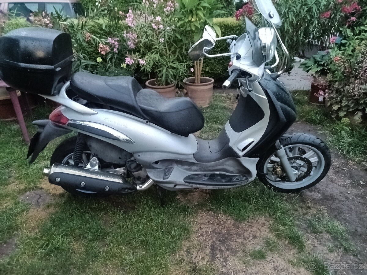 Piaggio Beverly 500
