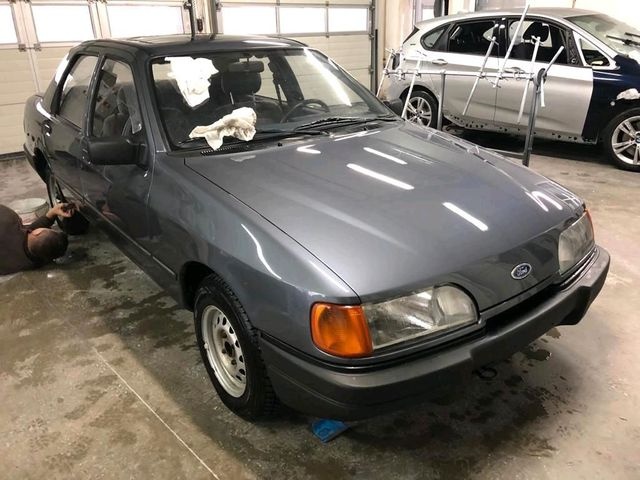 Ford sierra 2.0 DOHC na dily