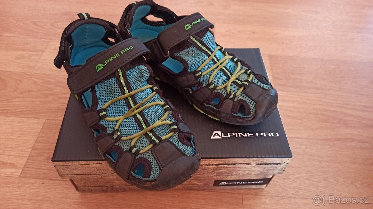 Sandálky Alpine Pro vel.33
