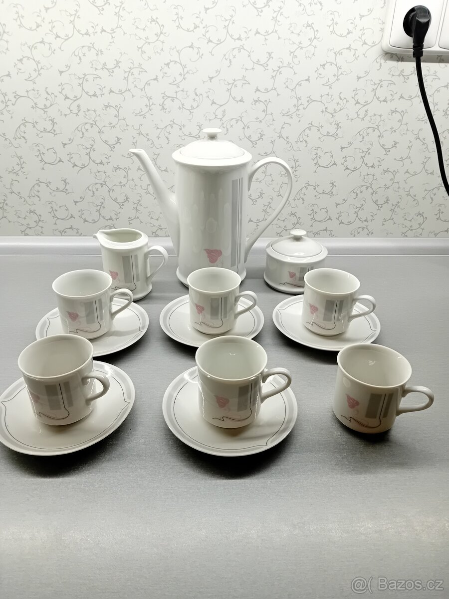 Porcelánová souprava na čaj nebo kávu
