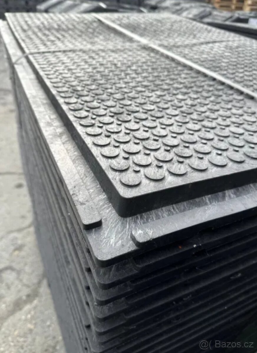 Podlahové desky PVC 120x80x3,2cm