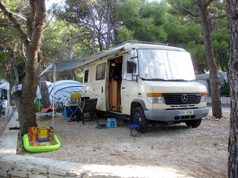 Mercedes Vario 614D